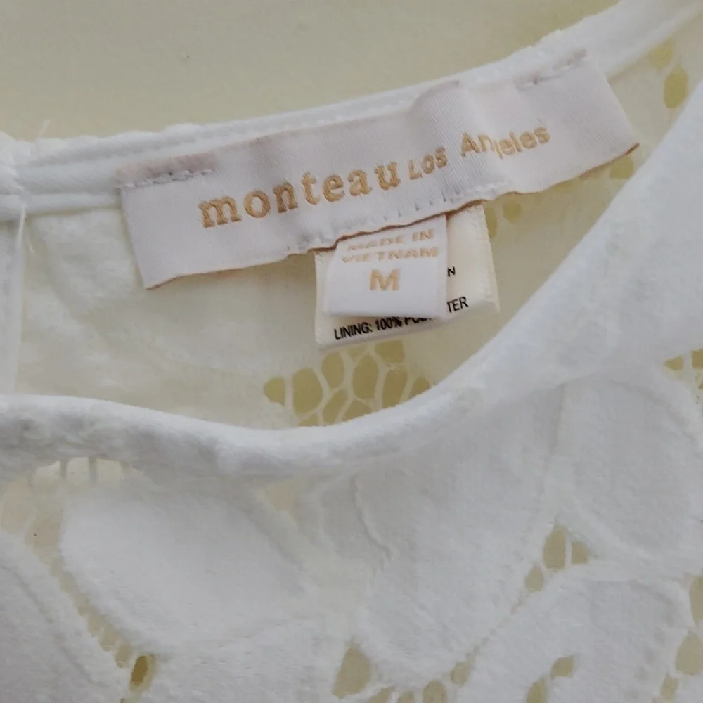 Monteau Los Angeles Girls Elegant White Lace Sleeveless Top SizeM
